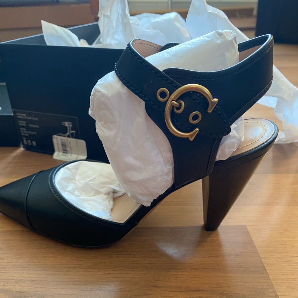 Brand new black womens Coach heel